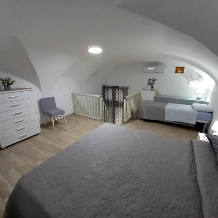 Casa Lucia Holiday home *